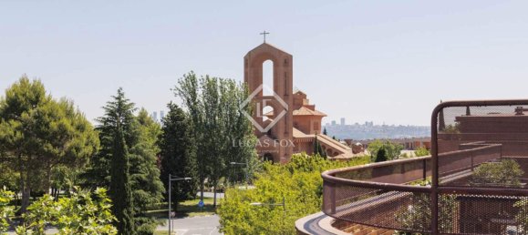 4 bedrooms Penthouse in Pozuelo de Alarcon, Spain No. 161365 48