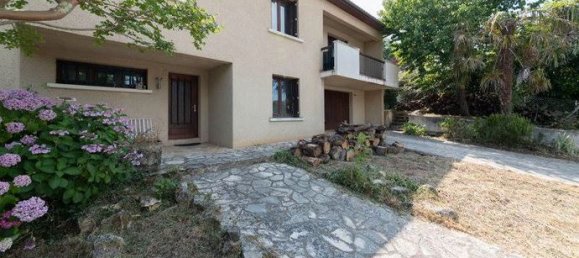 4 bedrooms House in Puy-l'Eveque, France No. 308579 2
