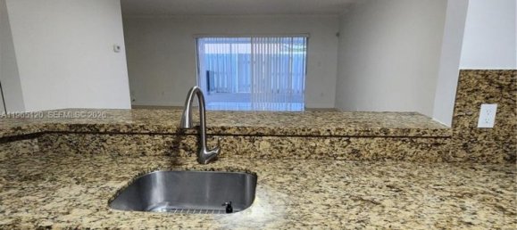 3 bedrooms Duplex for sale in Miami, Miami-Dade, Florida, USA № 614416 16