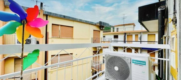3 rooms Apartment in Spotorno, Italy No. 28369 7