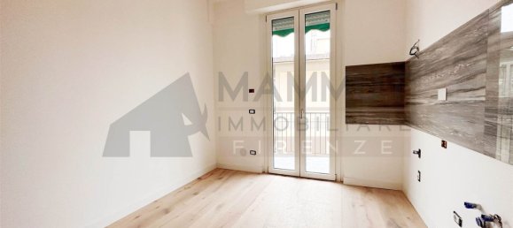 3 rooms Apartment in Florence, Italy No. 259926 9