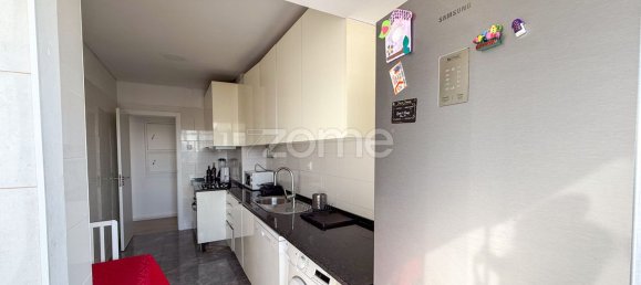 3 bedrooms Apartment in Amadora, Portugal No. 184610 17