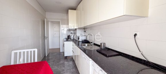 3 bedrooms Apartment in Amadora, Portugal No. 184610 16