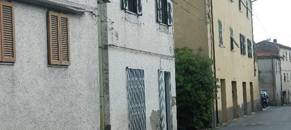 Коммерческая недвижимость 31м² в Луни, Италия № 139779 6