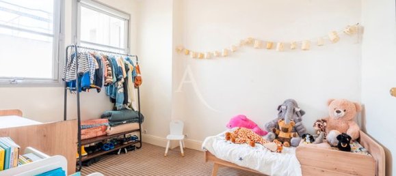 2 Schlafzimmer Wohnung in Paris, France, Nr. 315064 4