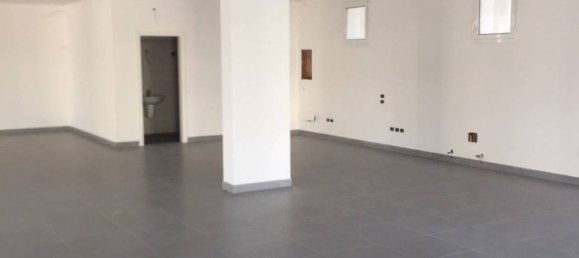 Propiedad comercial de 2 habitaciónes en Dolo, Italy No. 113586 7