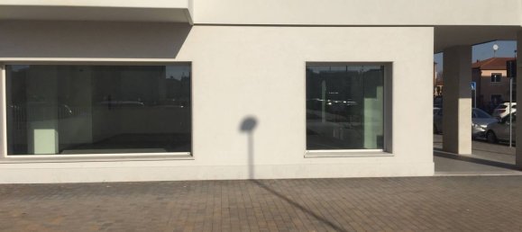 Propiedad comercial de 2 habitaciónes en Dolo, Italy No. 113586 4