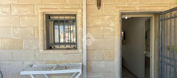 Квартира с 3 комнатами в Торричелла, Италия № 277502 18