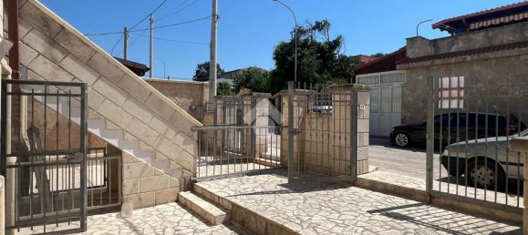 Квартира с 3 комнатами в Торричелла, Италия № 277502 5