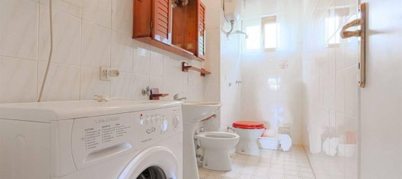 4 rooms Apartment in Frascati, Italy No. 31830 9