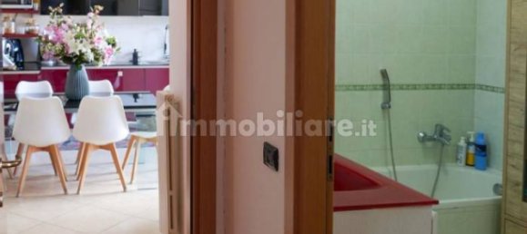 Apartamento de 2 dormitorios en Cascina, Italy No. 272961 8