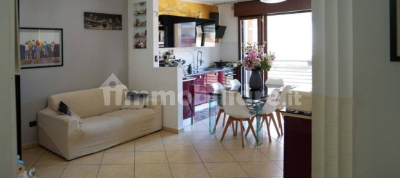 Apartamento de 2 dormitorios en Cascina, Italy No. 272961 3