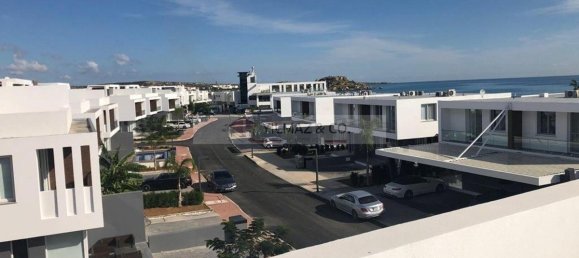 Дом с 3 комнатами в Аммохостос, Кипр № 23800 12