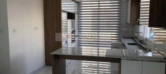 Дом с 3 комнатами в Аммохостос, Кипр № 23800 6