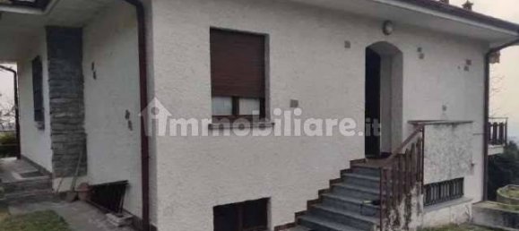 2 Schlafzimmer Villa in Proserpio, Italy, Nr. 2872 2