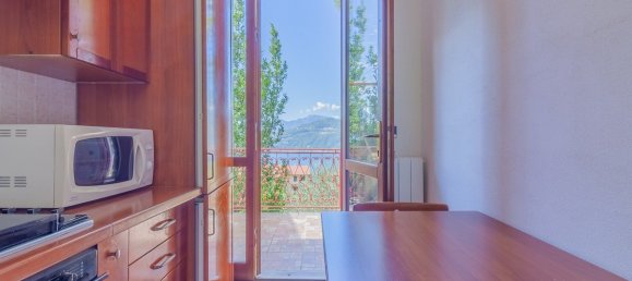 Casa de 2 dormitorios en Perledo, Italy No. 329545 10