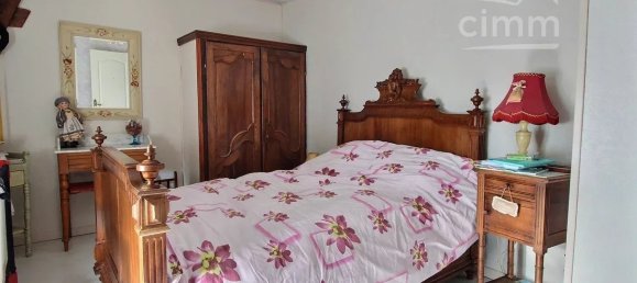 2 bedrooms Villa in Quantilly, France No. 211219 8