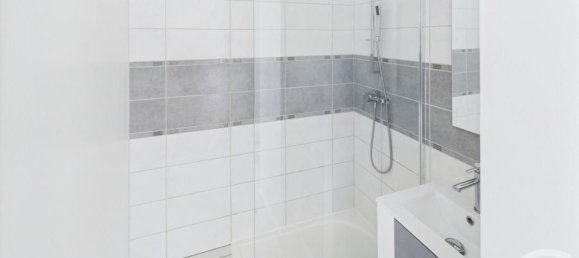 3 Schlafzimmer Doppelhaus in Trappes, France, Nr. 296050 5