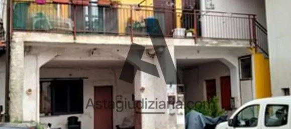 2 bedrooms Apartment in Uboldo, Italy No. 363502 2