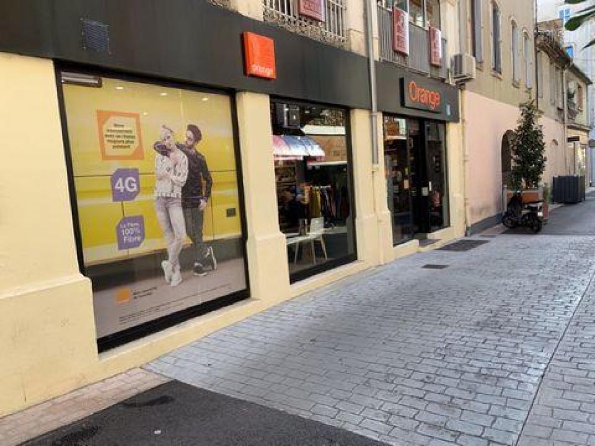 Escritório em Ales, France 52 m² N.º 20690