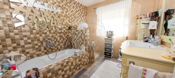 4 Schlafzimmer Villa in Alvor, Portugal, Nr. 166395 20