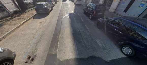 3 bedrooms Apartment in Turin, Italy No. 343862 3