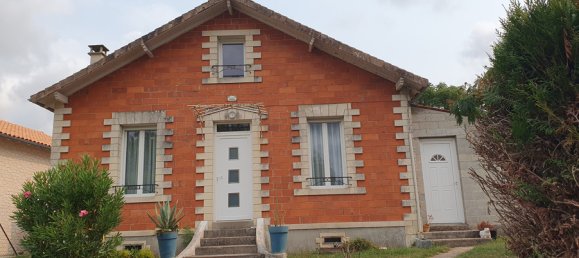 Casa de 2 dormitorios en Pons, France No. 344348 2