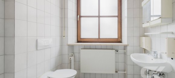 Здание с 10 комнатами в Бавария, Германия № 125199 14