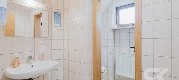 Здание с 10 комнатами в Бавария, Германия № 125199 32