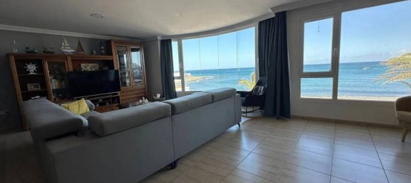 3 bedrooms Apartment in Puerto Del Rosario, Spain No. 91759 2