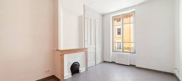 1 bedroom Apartment in Lyon, France No. 346499 2