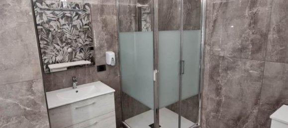 3 rooms Commercial property in Catania, Italy No. 42211 5