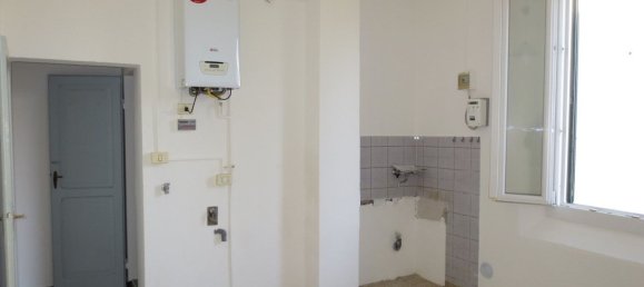 3 rooms Apartment in Castel Maggiore, Italy No. 30452 10