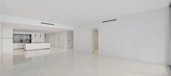 4 dormitorios propiedad comercial en venta en Miami, Miami-Dade, Florida, USA № 615203 21