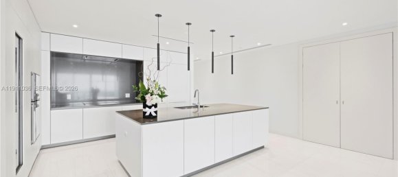 4 dormitorios propiedad comercial en venta en Miami, Miami-Dade, Florida, USA № 615203 26