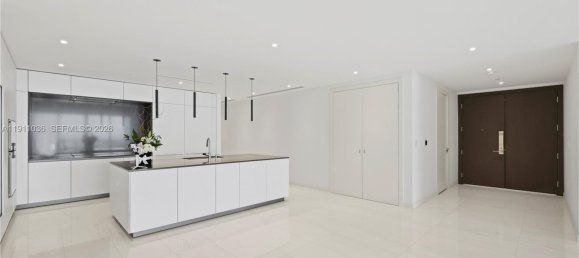 4 dormitorios propiedad comercial en venta en Miami, Miami-Dade, Florida, USA № 615203 24