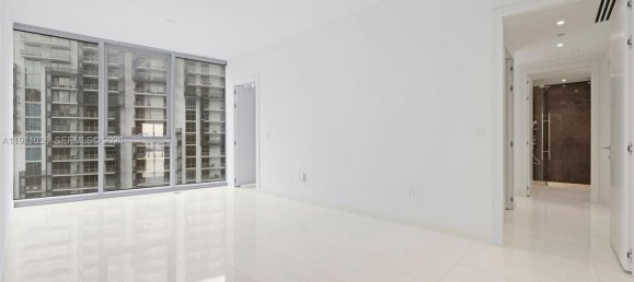 4 dormitorios propiedad comercial en venta en Miami, Miami-Dade, Florida, USA № 615203 5