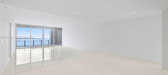 4 dormitorios propiedad comercial en venta en Miami, Miami-Dade, Florida, USA № 615203 23