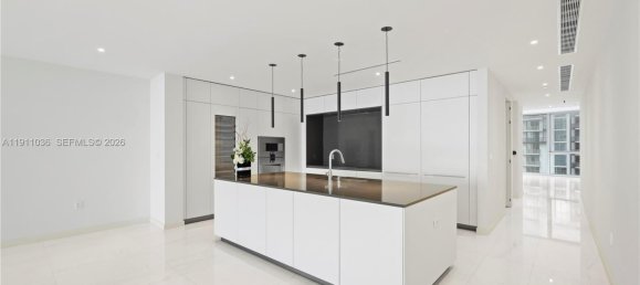 4 dormitorios propiedad comercial en venta en Miami, Miami-Dade, Florida, USA № 615203 28