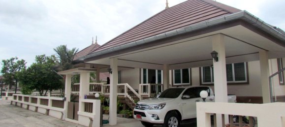 3 bedrooms Cafe / restaurant in Pattaya, Thailand No. 738 4