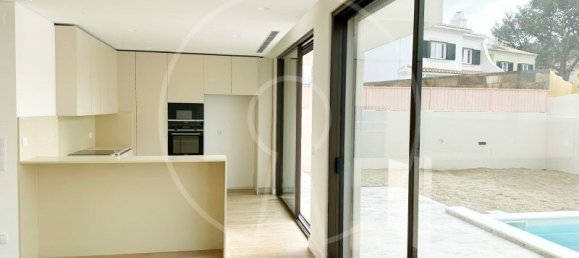 Villa de 3 dormitorios en Cascais, Portugal No. 170530 3