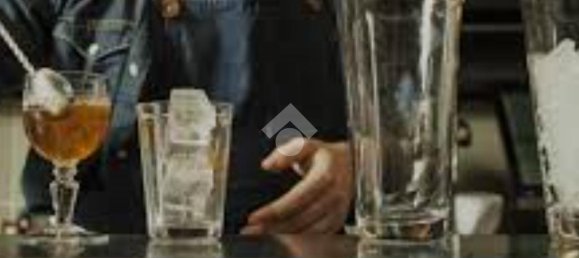 Коммерческая недвижимость с 5 комнатами в Консельве, Италия № 222665 2