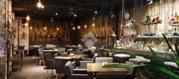 Коммерческая недвижимость с 5 комнатами в Консельве, Италия № 222665 23