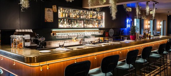 Коммерческая недвижимость с 5 комнатами в Консельве, Италия № 222665 28