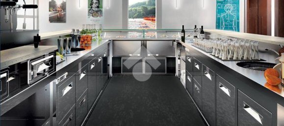 Коммерческая недвижимость с 5 комнатами в Консельве, Италия № 222665 26