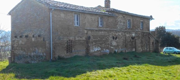 6-Zimmer Wohnung in Chiusi, Italy, Nr. 200002 4