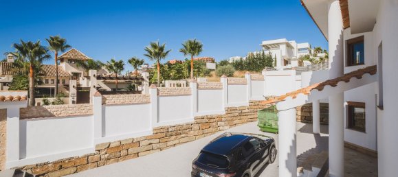 Villa de 5 dormitorios en Benahavís, Spain No. 2911 12