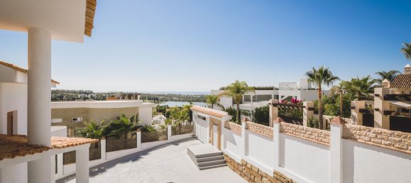 Villa de 5 dormitorios en Benahavís, Spain No. 2911 26