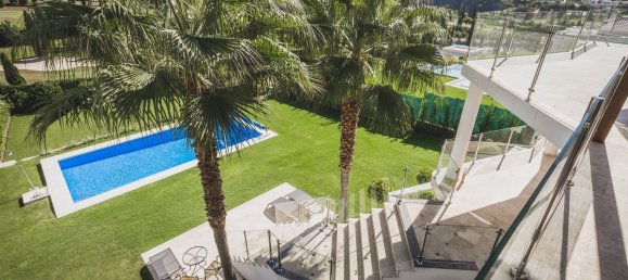 Villa de 5 dormitorios en Benahavís, Spain No. 2911 19