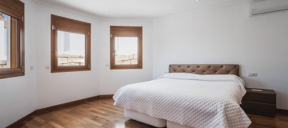 Villa de 5 dormitorios en Benahavís, Spain No. 2911 29